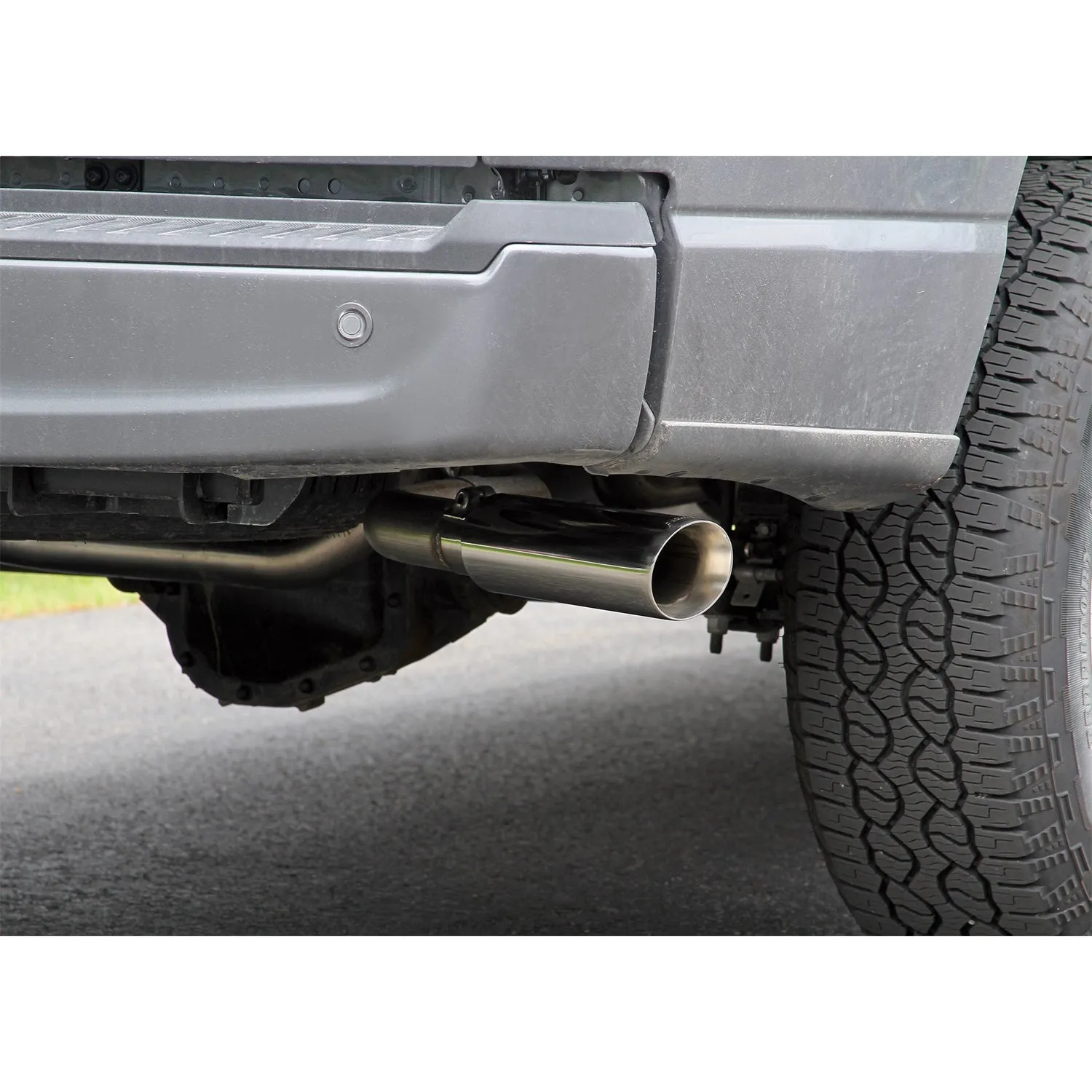 Flowmaster American Thunder Cat-Back Exhaust System - 3 in Diameter - Dual Rear/Side Exit - 3-1/2 in Polished Tips - Ford Fullsize Truck 2021-22