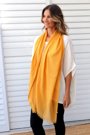 Lightweight scarf in Yellow