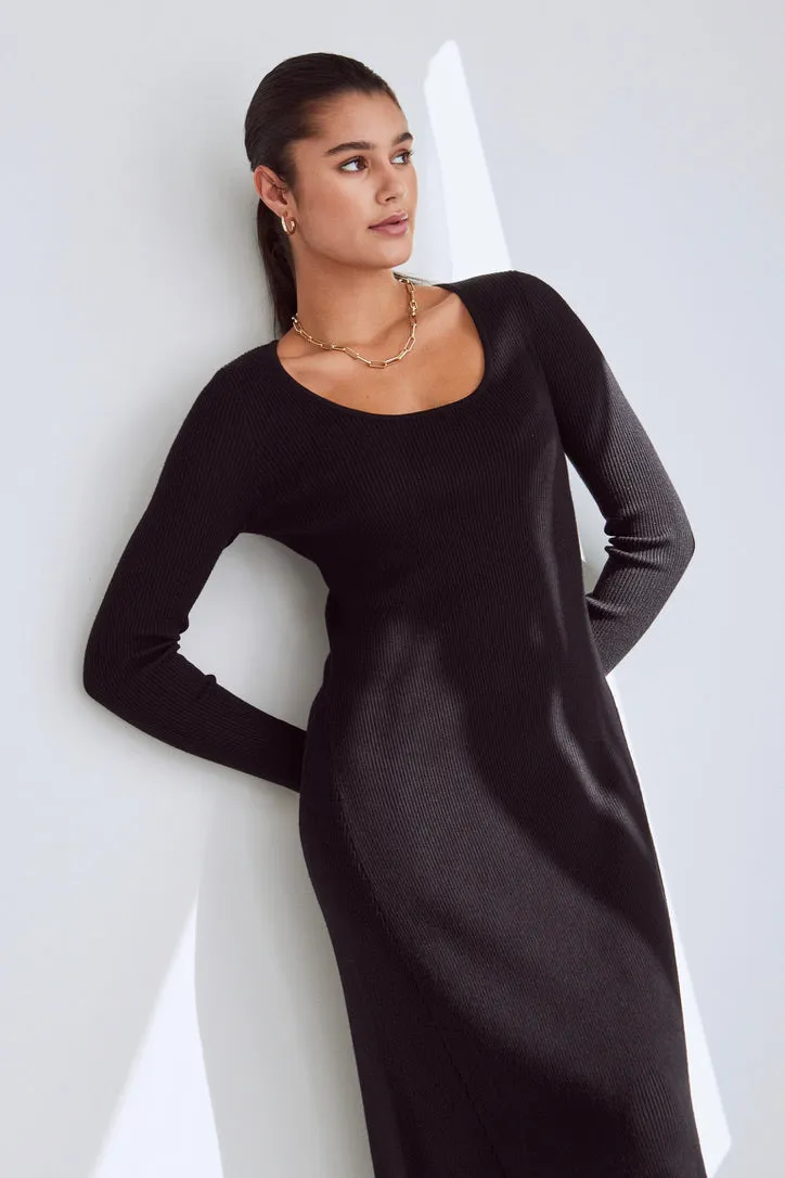 Valor Black Ls Rib Knit Midi Dress